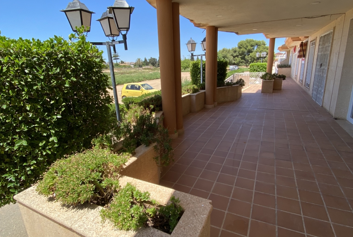 2 Bedroom / 2 Bathroom Apartment * Very popular Development * San Pedro del Pinatar * 10 minutes walk to the local beach * Shared Pool / Jacuzzi * Rooftop Solarium with BBQ facilities * Excellent Views €139,995 *