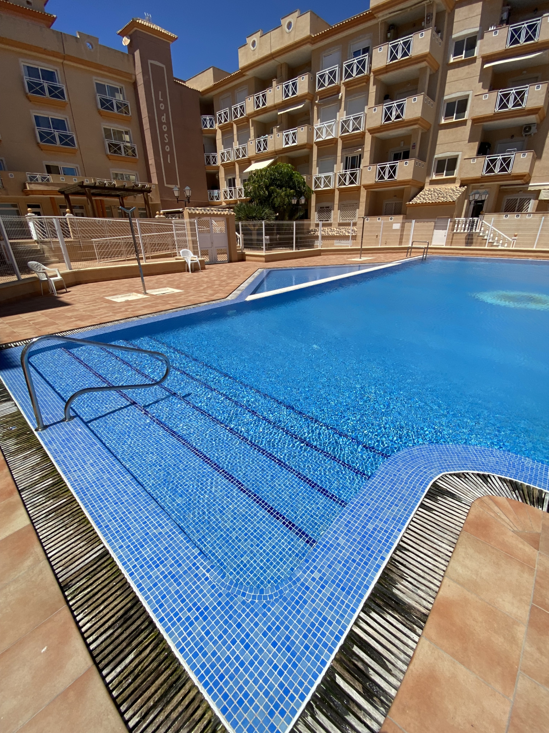 IMG_0566 2 Bedroom / 2 Bathroom Apartment * Very popular Development * San Pedro del Pinatar * 10 minutes walk to the local beach * Shared Pool / Jacuzzi * Rooftop Solarium with BBQ facilities * Excellent Views €139,995 *
