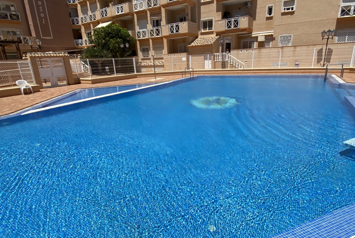 2 Bedroom / 2 Bathroom Apartment * Very popular Development * San Pedro del Pinatar * 10 minutes walk to the local beach * Shared Pool / Jacuzzi * Rooftop Solarium with BBQ facilities * Excellent Views €139,995 *