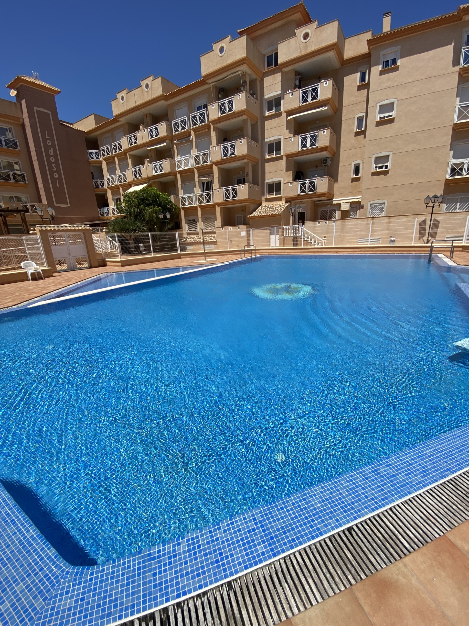 IMG_0568 2 Bedroom / 2 Bathroom Apartment * Very popular Development * San Pedro del Pinatar * 10 minutes walk to the local beach * Shared Pool / Jacuzzi * Rooftop Solarium with BBQ facilities * Excellent Views €139,995 *