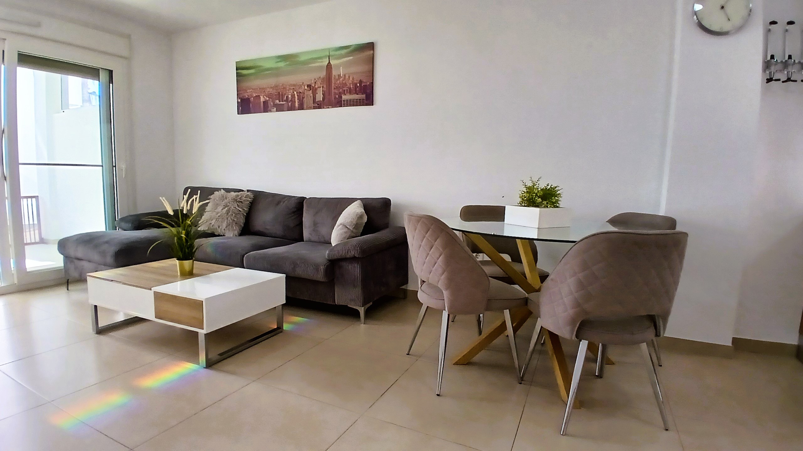 4. Living en keuken (4)