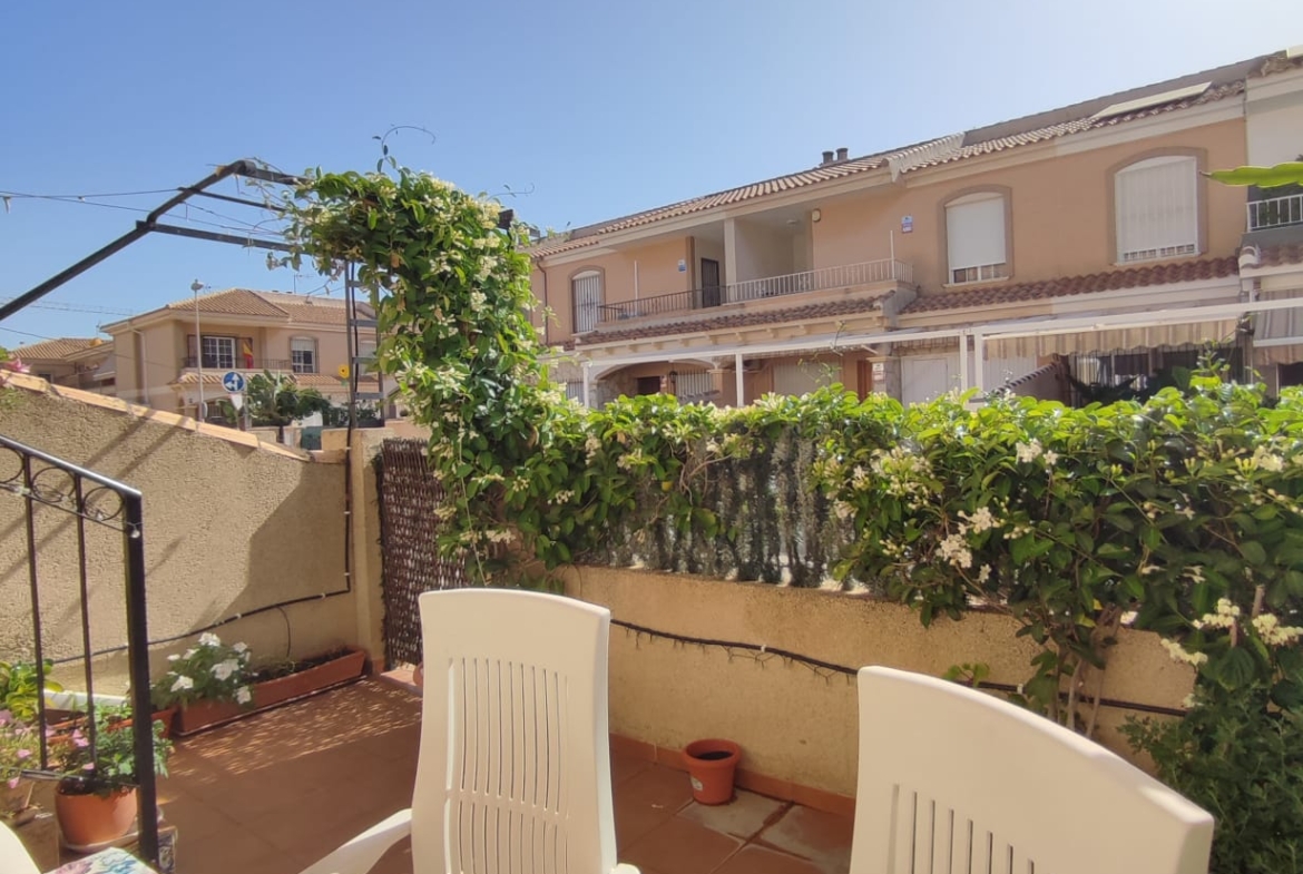 4 Bedroom / 2 Bathroom * Semi Detached House * Close to the Botanical Garden Restaurant €229,500 * San Pedro del Pinatar *