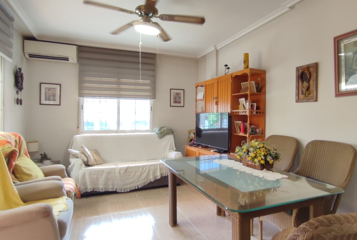 4 Bedroom / 2 Bathroom * Semi Detached House * Close to the Botanical Garden Restaurant €229,500 * San Pedro del Pinatar *