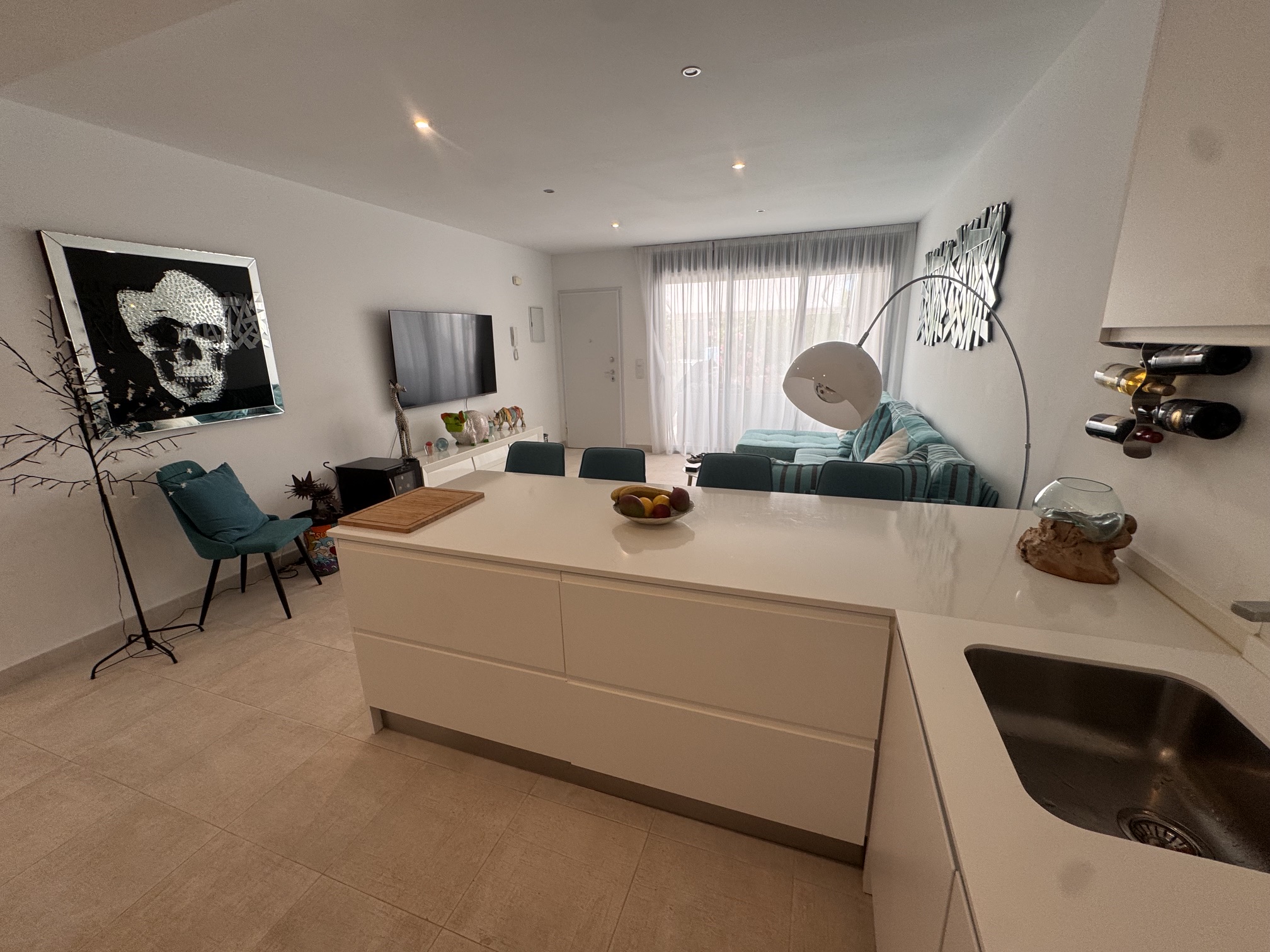 3 Bedroom / 2 Bathroom * Ground Floor Apartment on Huge Plot *Private Entrance * Garden * Overlooking Communal Pool Area * Pilar De La Horadada * Playamar IV * Immaculate Condition * €339,995 *