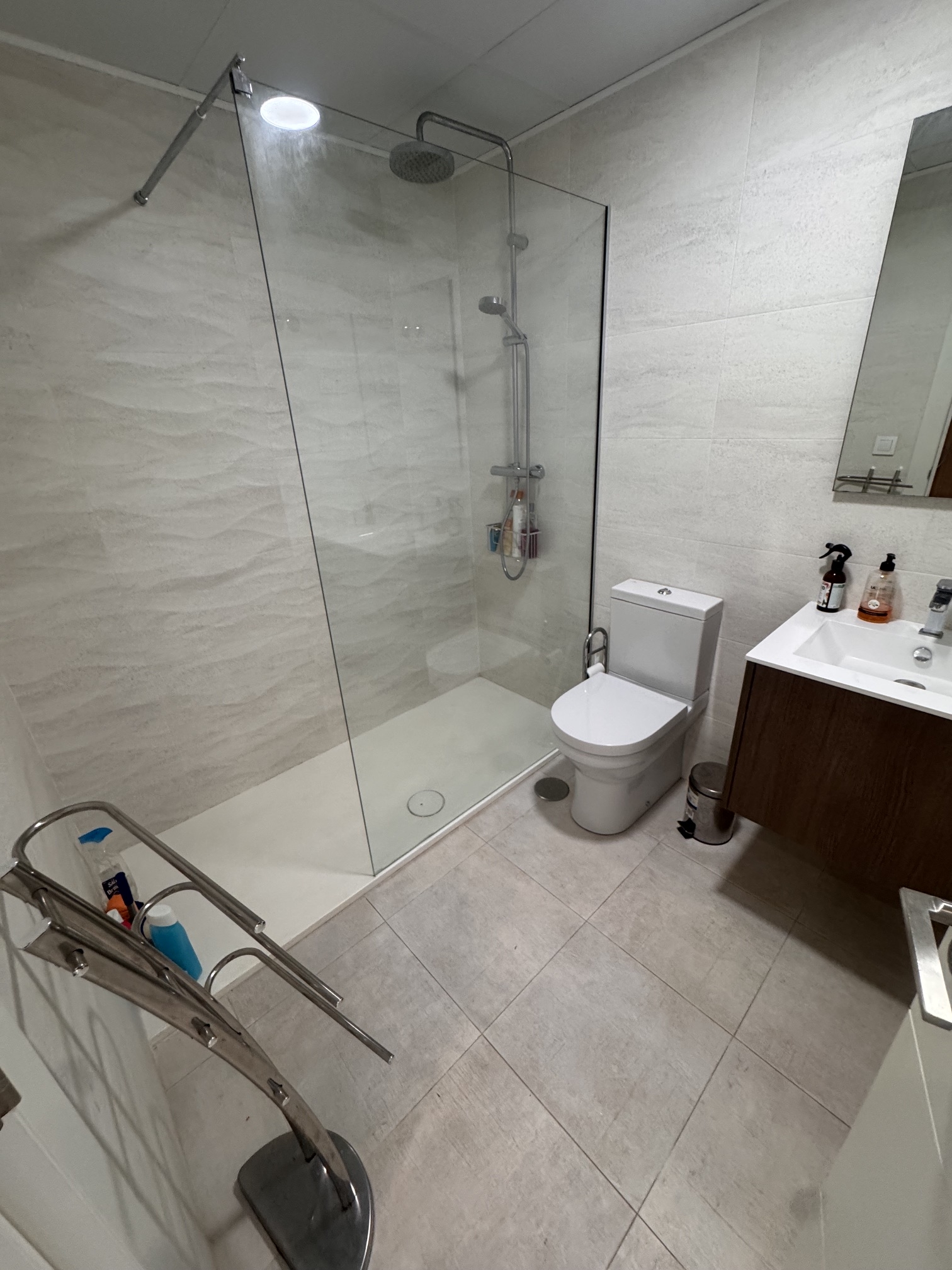 3 Bedroom / 2 Bathroom * Ground Floor Apartment on Huge Plot *Private Entrance * Garden * Overlooking Communal Pool Area * Pilar De La Horadada * Playamar IV * Immaculate Condition * €339,995 *
