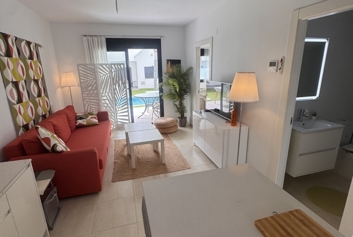 Immaculate Ground Floor Modern Apartment * 2 Bedroom / 2 Bathroom * Very Popular area Near Castelar College San Pedro / Lo Pagan  * Playamar IV * Swimming Pool * Private Parking * Only €199,995 ***