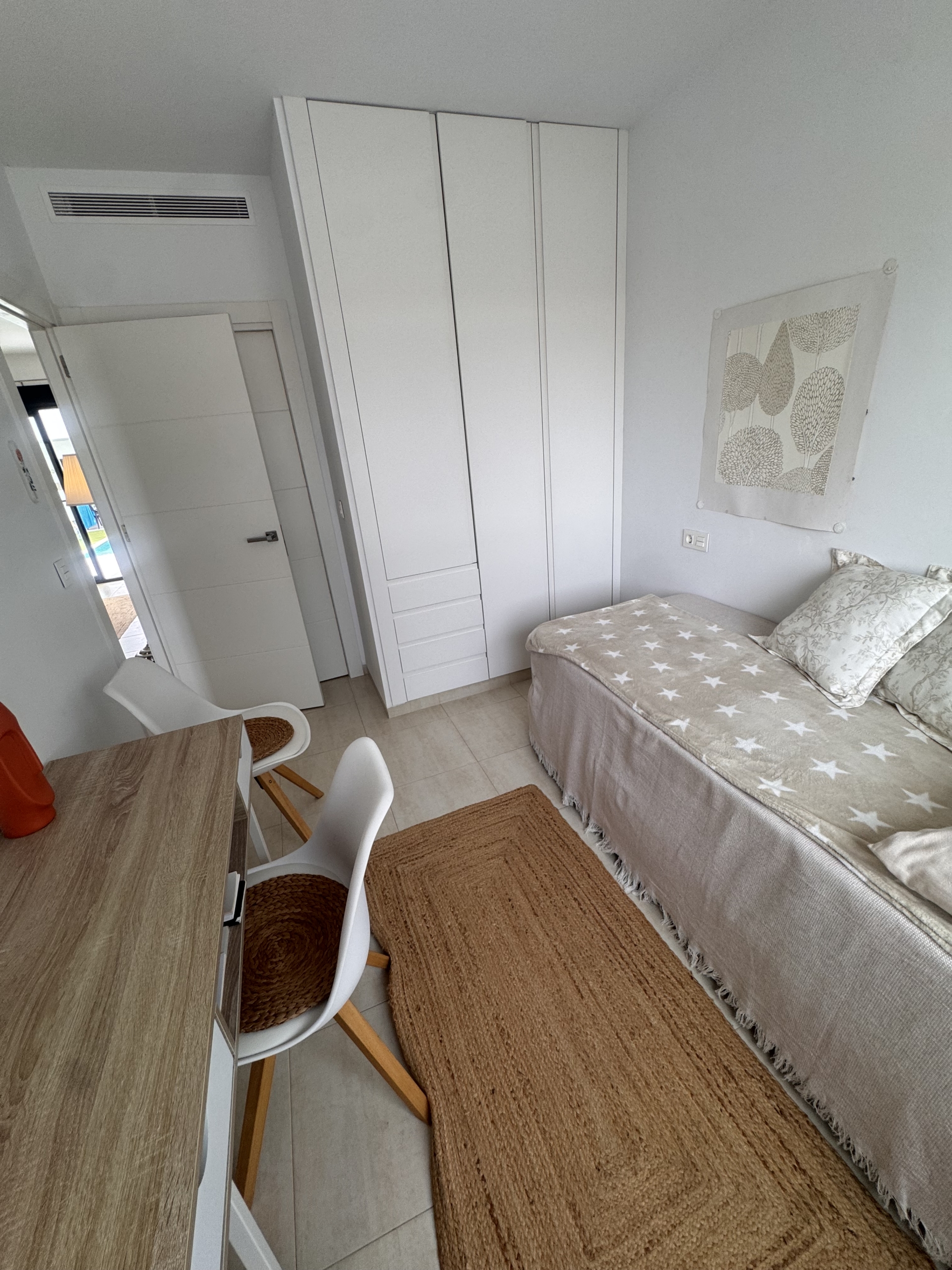 IMG_7657 Immaculate Ground Floor Modern Apartment * 2 Bedroom / 2 Bathroom * Very Popular area Near Castelar College San Pedro / Lo Pagan * Playamar IV * Swimming Pool * Private Parking * Only €199,995 ***