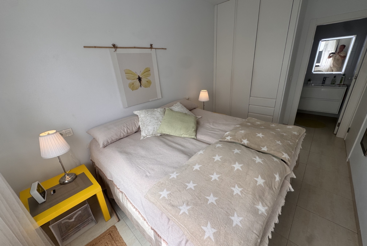 Immaculate Ground Floor Modern Apartment * 2 Bedroom / 2 Bathroom * Very Popular area Near Castelar College San Pedro / Lo Pagan  * Playamar IV * Swimming Pool * Private Parking * Only €199,995 ***