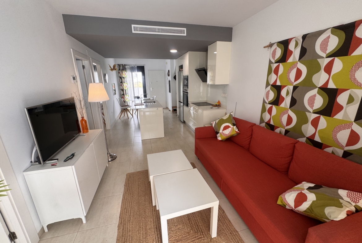 Immaculate Ground Floor Modern Apartment * 2 Bedroom / 2 Bathroom * Very Popular area Near Castelar College San Pedro / Lo Pagan  * Playamar IV * Swimming Pool * Private Parking * Only €199,995 ***