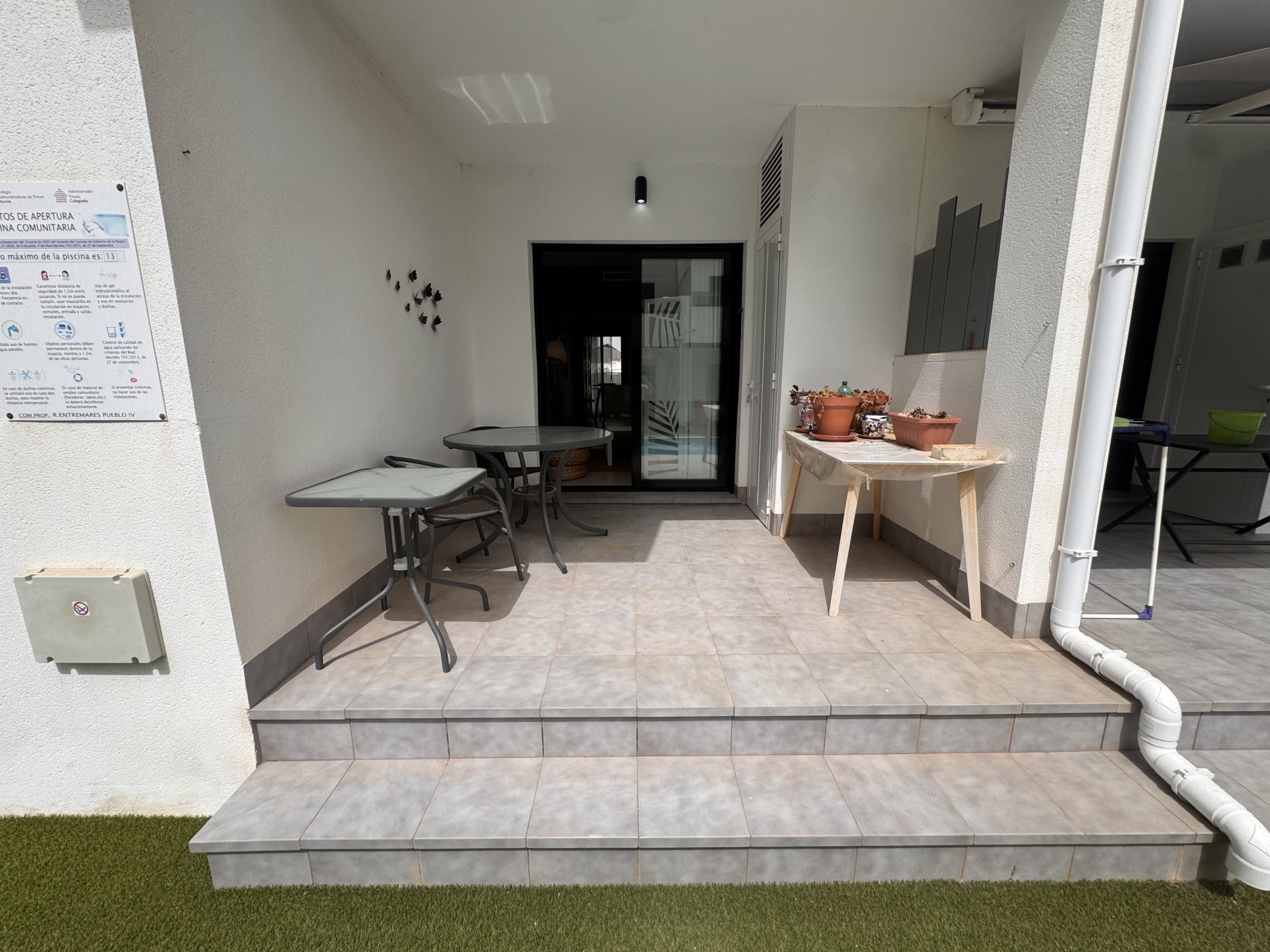 IMG_7682 Immaculate Ground Floor Modern Apartment * 2 Bedroom / 2 Bathroom * Very Popular area Near Castelar College San Pedro / Lo Pagan * Playamar IV * Swimming Pool * Private Parking * Only €199,995 ***