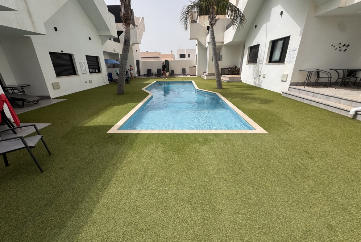 Immaculate Ground Floor Modern Apartment * 2 Bedroom / 2 Bathroom * Very Popular area Near Castelar College San Pedro / Lo Pagan  * Playamar IV * Swimming Pool * Private Parking * Only €199,995 ***