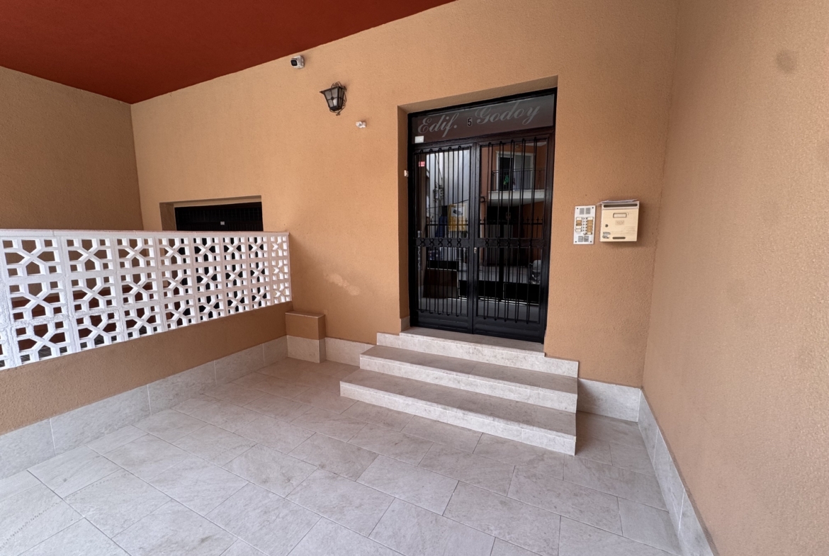 Fabulous Opportunity * 4 Bedroom Apartment * 150 Meters from The Beautiful Local Beach * With Transferable Tourist Licence * Includes Private Parking * Immaculate Condition * Excellent Location * Only €134,995 *