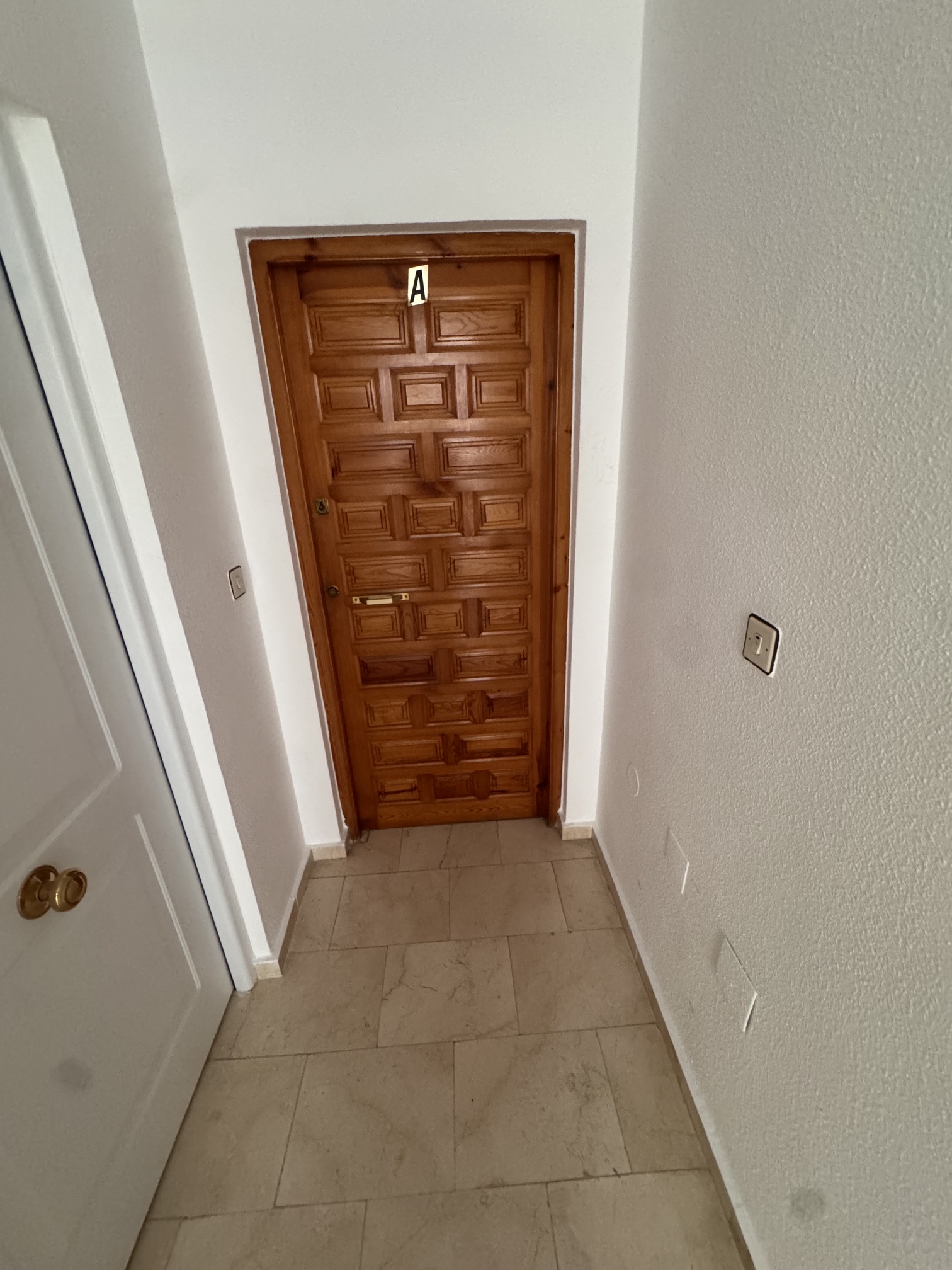 Fabulous Opportunity * 4 Bedroom Apartment * 150 Meters from The Beautiful Local Beach * With Transferable Tourist Licence * Includes Private Parking * Immaculate Condition * Excellent Location * Only €134,995 *