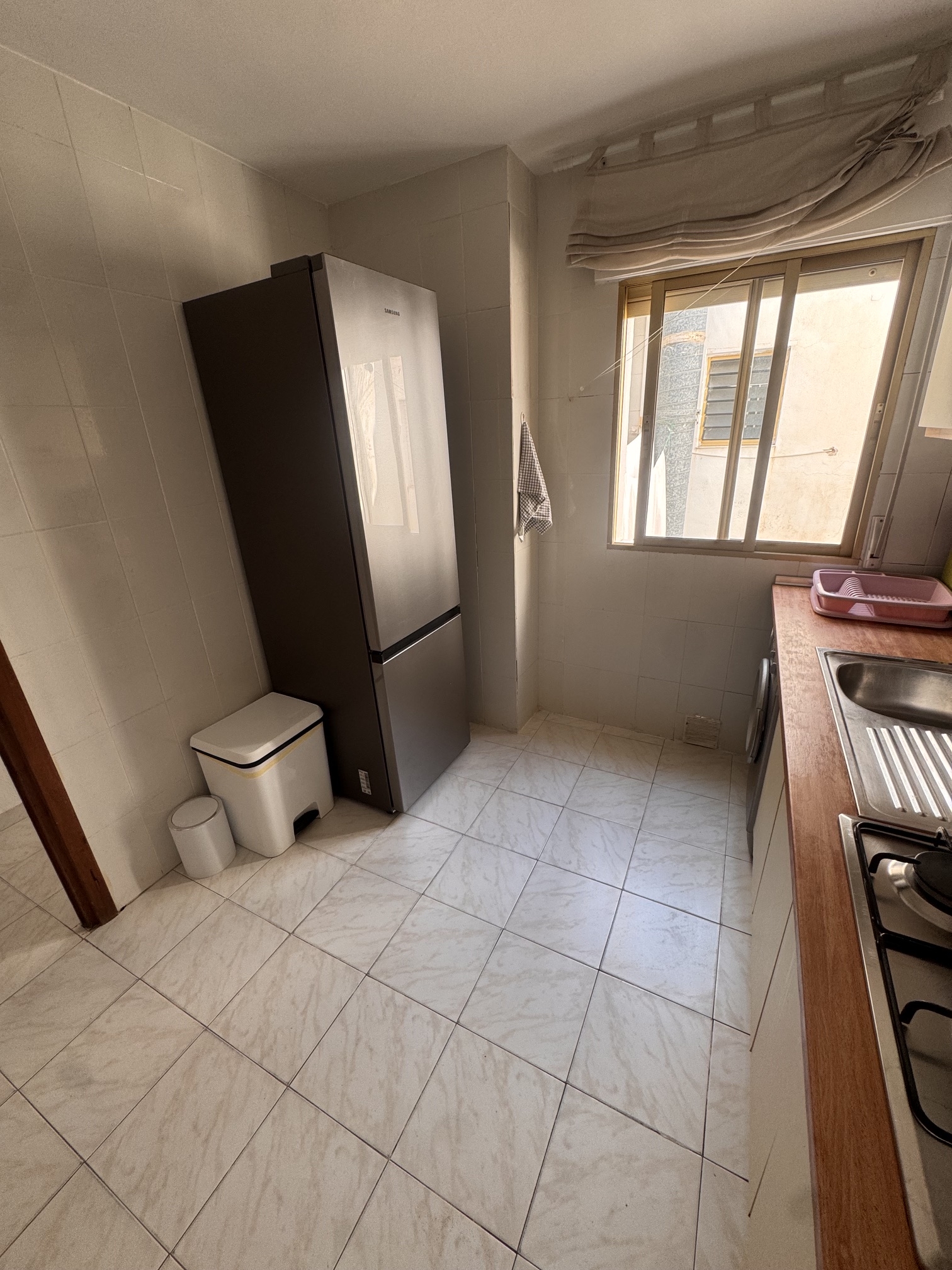 Fabulous Opportunity * 4 Bedroom Apartment * 150 Meters from The Beautiful Local Beach * With Transferable Tourist Licence * Includes Private Parking * Immaculate Condition * Excellent Location * Only €134,995 *