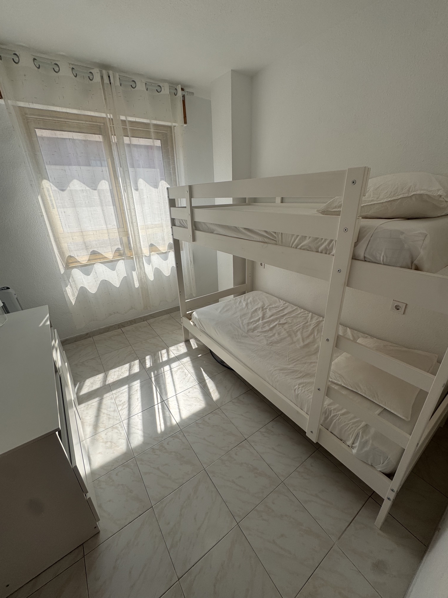 Fabulous Opportunity * 4 Bedroom Apartment * 150 Meters from The Beautiful Local Beach * With Transferable Tourist Licence * Includes Private Parking * Immaculate Condition * Excellent Location * Only €134,995 *