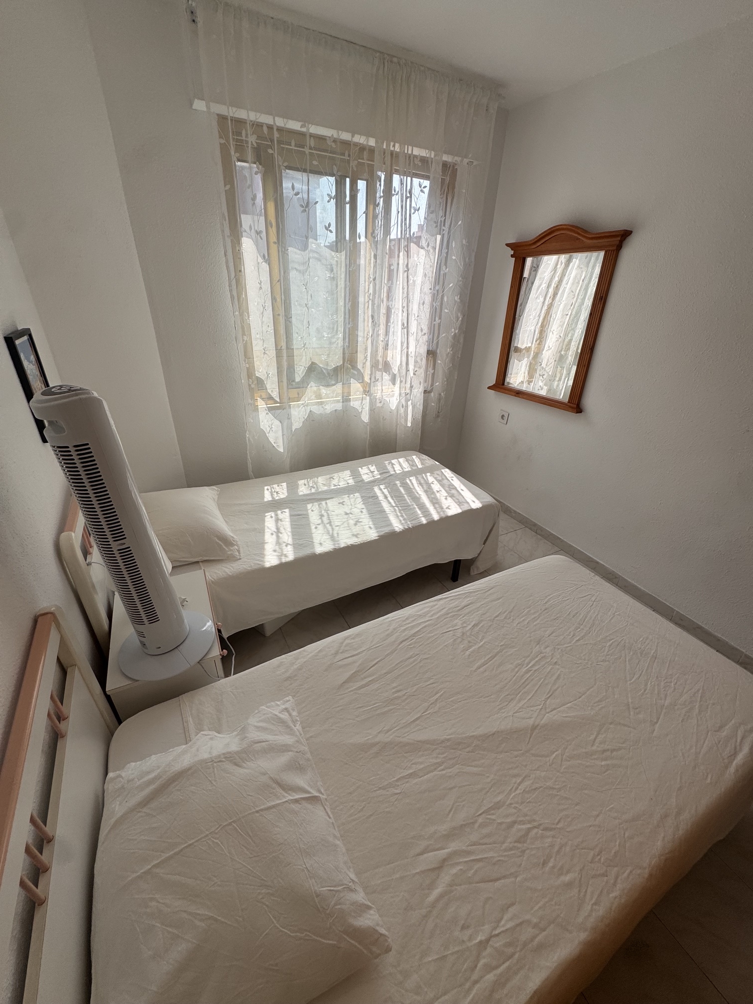 Fabulous Opportunity * 4 Bedroom Apartment * 150 Meters from The Beautiful Local Beach * With Transferable Tourist Licence * Includes Private Parking * Immaculate Condition * Excellent Location * Only €134,995 *