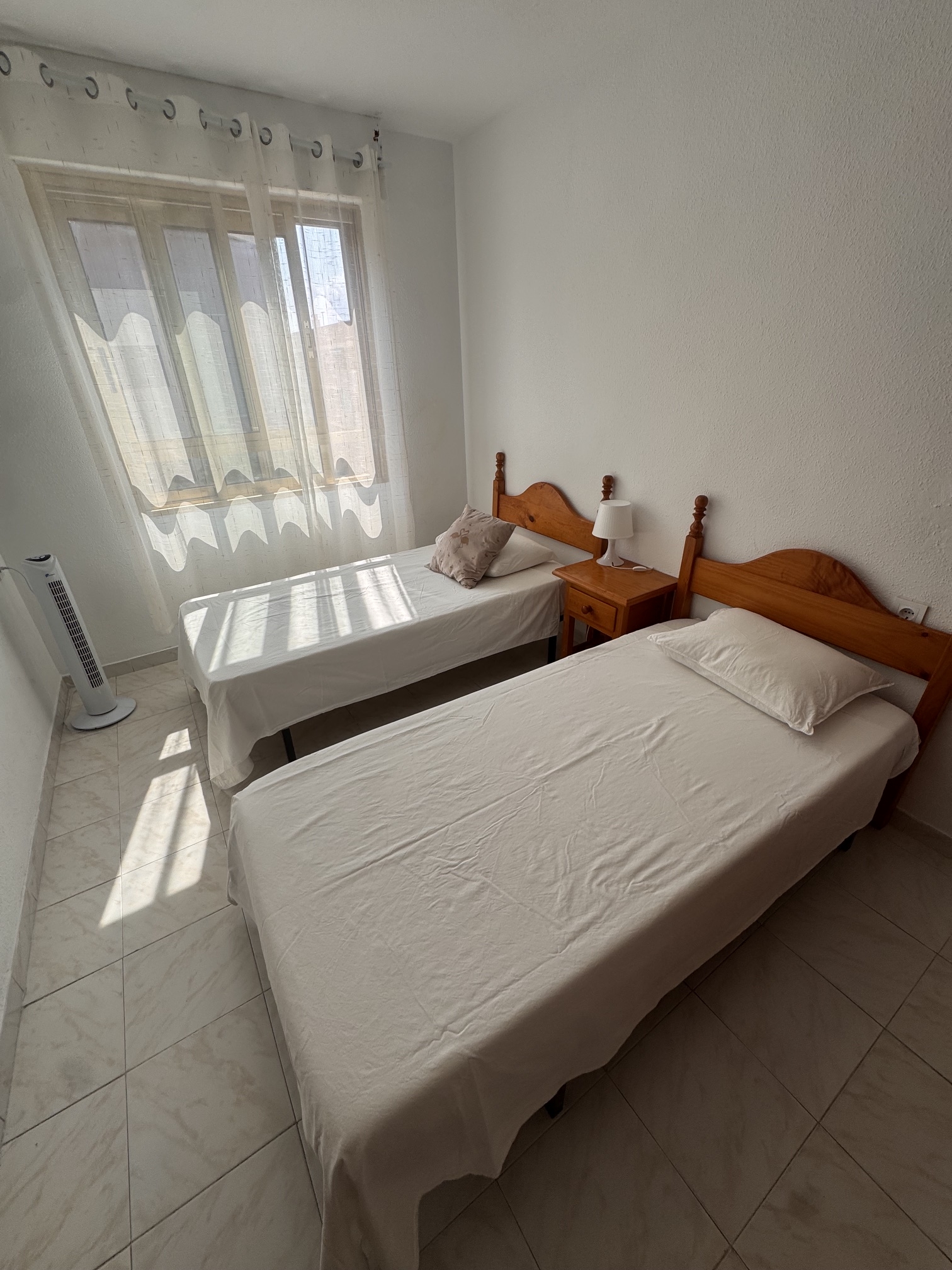 Fabulous Opportunity * 4 Bedroom Apartment * 150 Meters from The Beautiful Local Beach * With Transferable Tourist Licence * Includes Private Parking * Immaculate Condition * Excellent Location * Only €134,995 *
