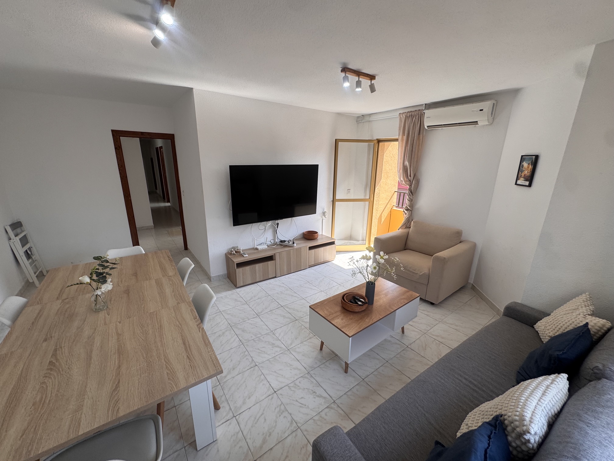 Fabulous Opportunity * 4 Bedroom Apartment * 150 Meters from The Beautiful Local Beach * With Transferable Tourist Licence * Includes Private Parking * Immaculate Condition * Excellent Location * Only €134,995 *