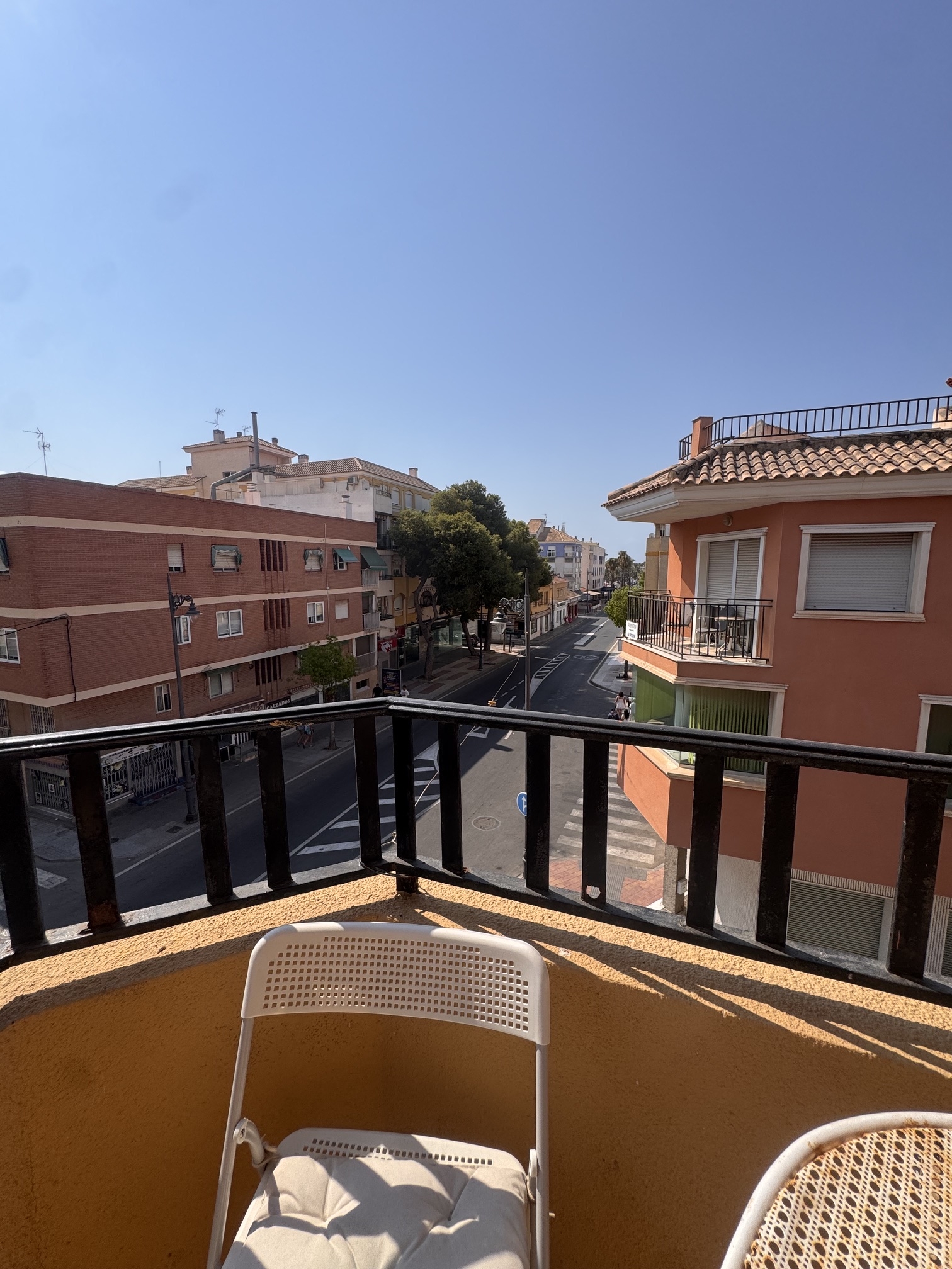 Fabulous Opportunity * 4 Bedroom Apartment * 150 Meters from The Beautiful Local Beach * With Transferable Tourist Licence * Includes Private Parking * Immaculate Condition * Excellent Location * Only €134,995 *