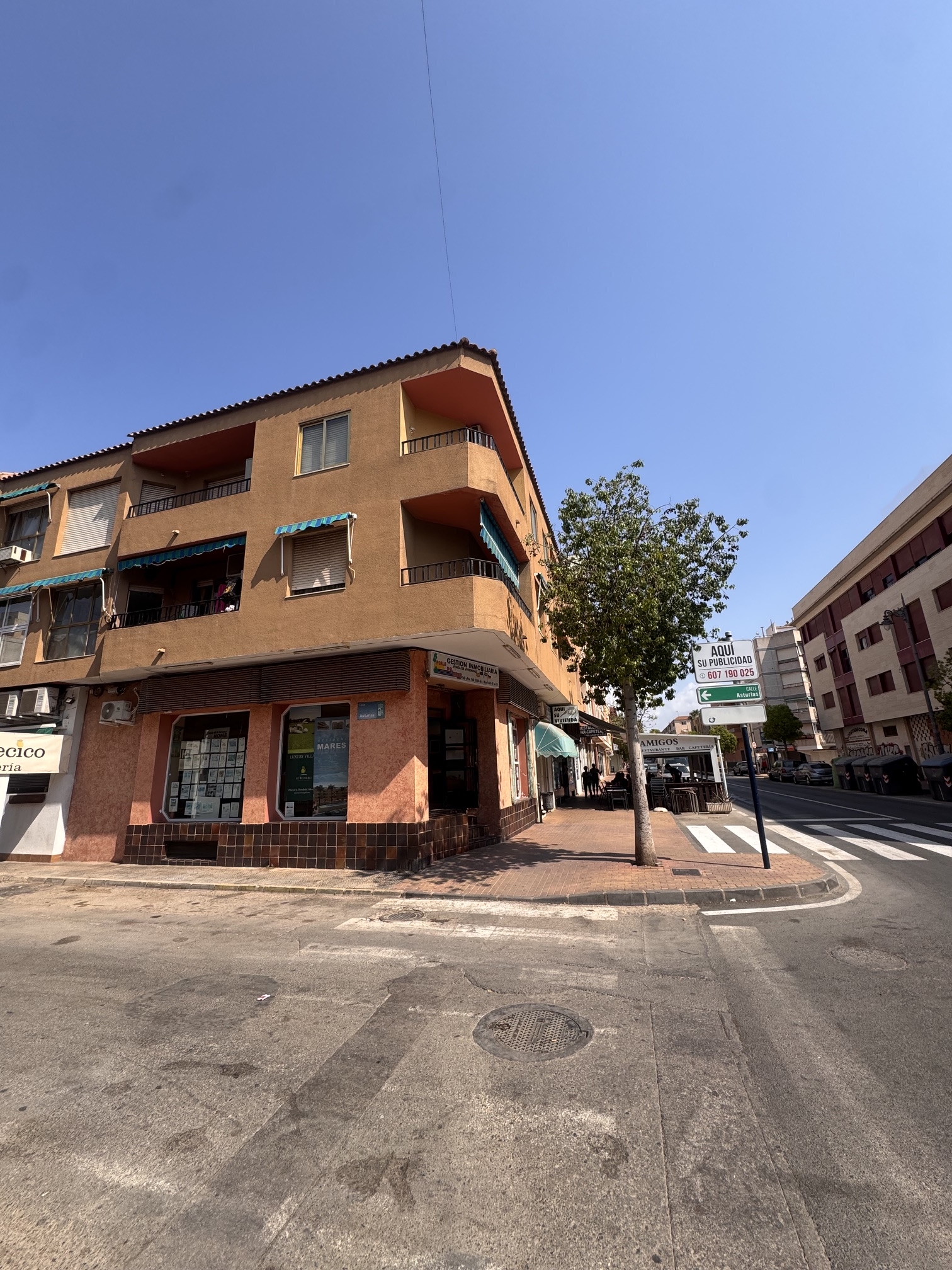 Fabulous Opportunity * 4 Bedroom Apartment * 150 Meters from The Beautiful Local Beach * With Transferable Tourist Licence * Includes Private Parking * Immaculate Condition * Excellent Location * Only €134,995 *