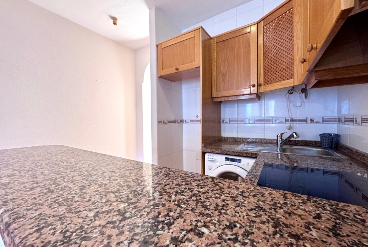 2 Bedroom / 2 Bathroom Apartment * Very popular Development * San Pedro del Pinatar * 10 minutes walk to the local beach * Shared Pool / Jacuzzi * Rooftop Solarium with BBQ facilities * Excellent Views €139,995 *
