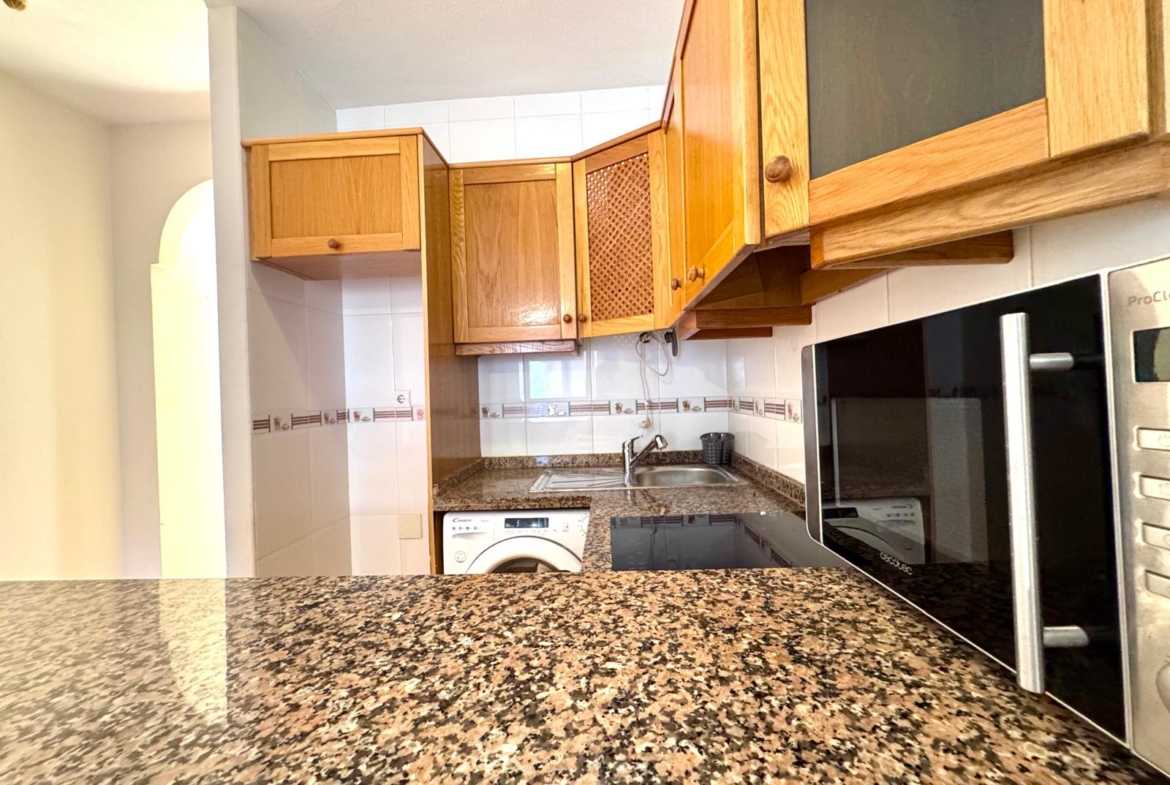 2 Bedroom / 2 Bathroom Apartment * Very popular Development * San Pedro del Pinatar * 10 minutes walk to the local beach * Shared Pool / Jacuzzi * Rooftop Solarium with BBQ facilities * Excellent Views €139,995 *