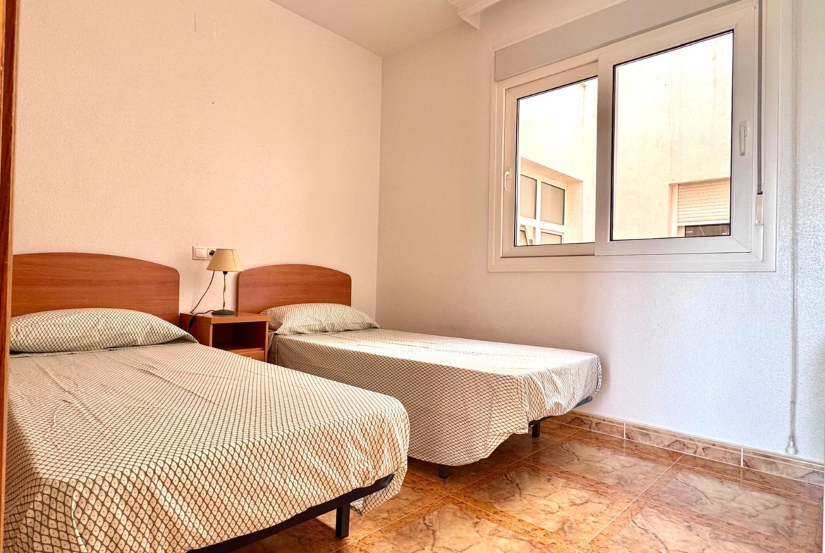 2 Bedroom / 2 Bathroom Apartment * Very popular Development * San Pedro del Pinatar * 10 minutes walk to the local beach * Shared Pool / Jacuzzi * Rooftop Solarium with BBQ facilities * Excellent Views €139,995 *