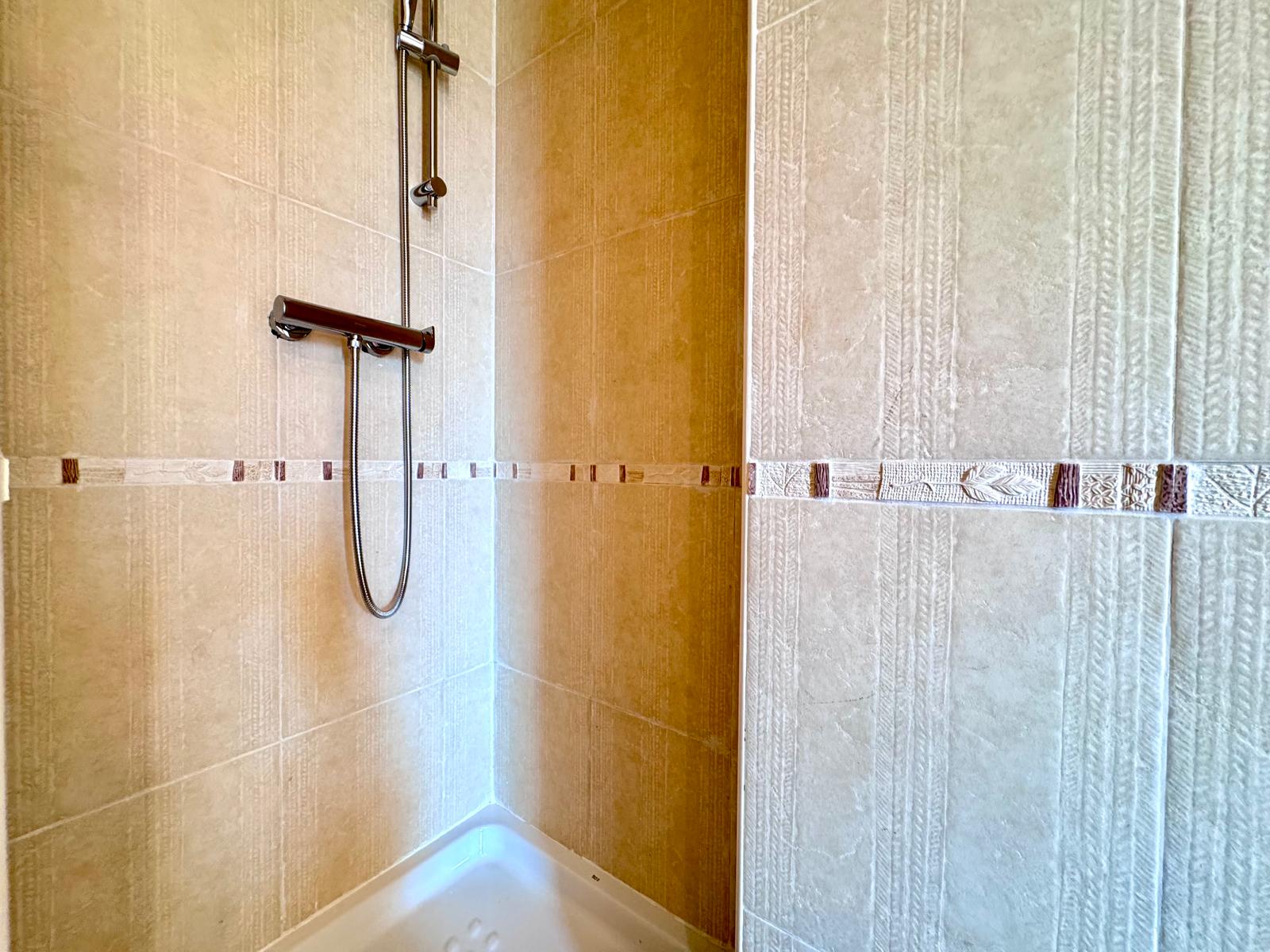 PHOTO-2026-06-30-08-35-27_1 2 Bedroom / 2 Bathroom Apartment * Very popular Development * San Pedro del Pinatar * 10 minutes walk to the local beach * Shared Pool / Jacuzzi * Rooftop Solarium with BBQ facilities * Excellent Views €139,995 *