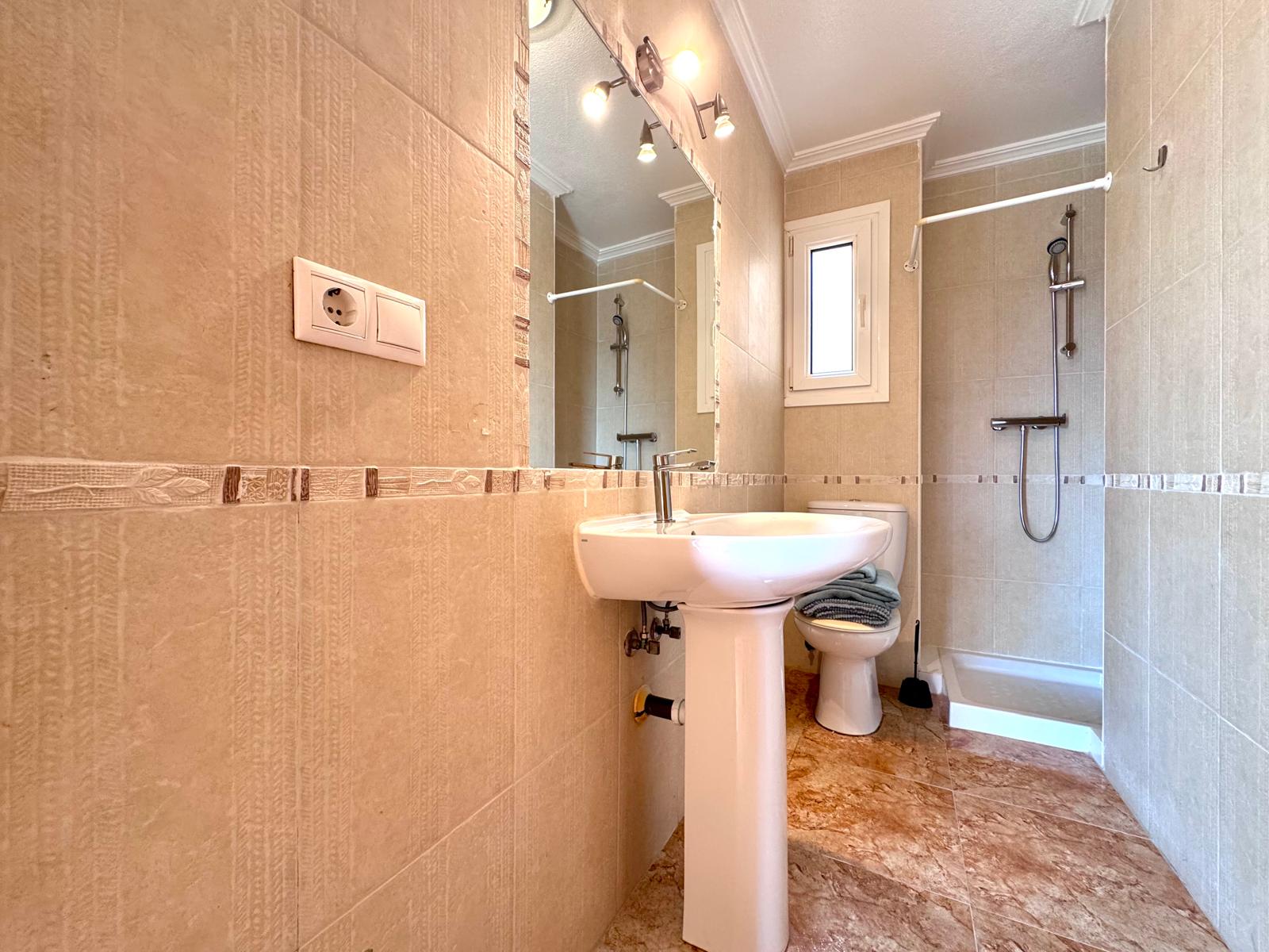 PHOTO-2026-06-30-08-35-27_9 2 Bedroom / 2 Bathroom Apartment * Very popular Development * San Pedro del Pinatar * 10 minutes walk to the local beach * Shared Pool / Jacuzzi * Rooftop Solarium with BBQ facilities * Excellent Views €139,995 *