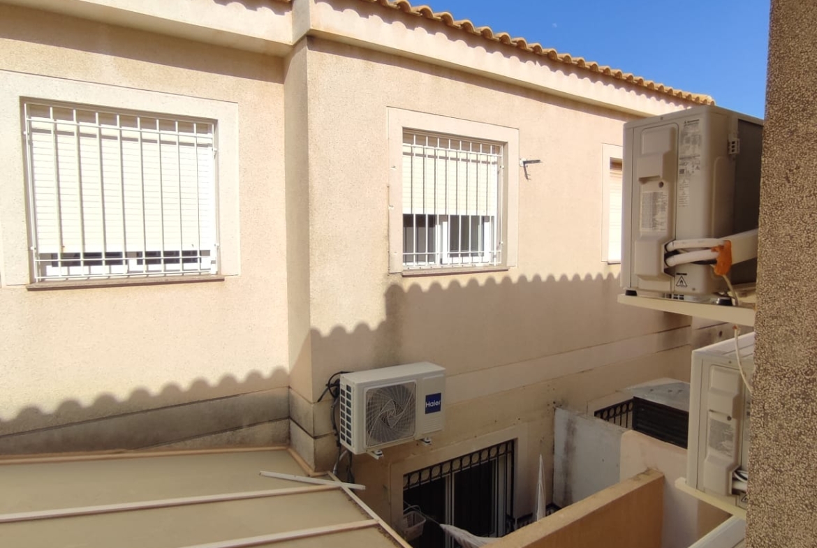 4 Bedroom / 2 Bathroom * Semi Detached House * Close to the Botanical Garden Restaurant €229,500 * San Pedro del Pinatar *