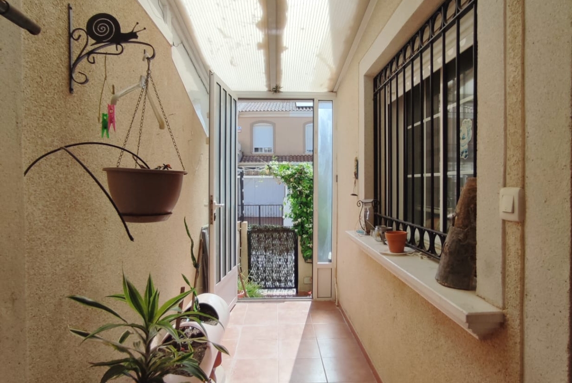 4 Bedroom / 2 Bathroom * Semi Detached House * Close to the Botanical Garden Restaurant €229,500 * San Pedro del Pinatar *