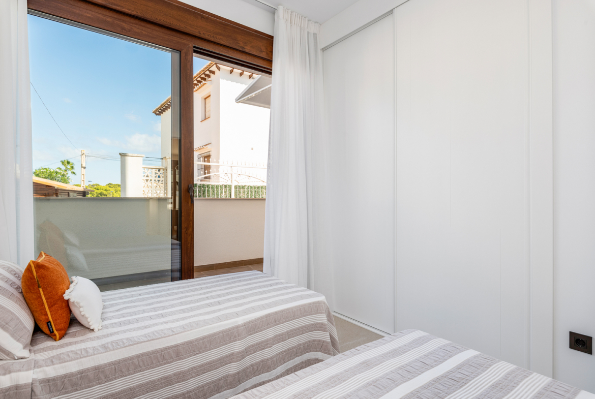 Residencial Balcones de Vivi * Fase II * Orihuela Costa * Costa Blanca South * Luxury development * 3 Bedroom / 2 Bathroom Apartments * From €310,000 – €330,000 *