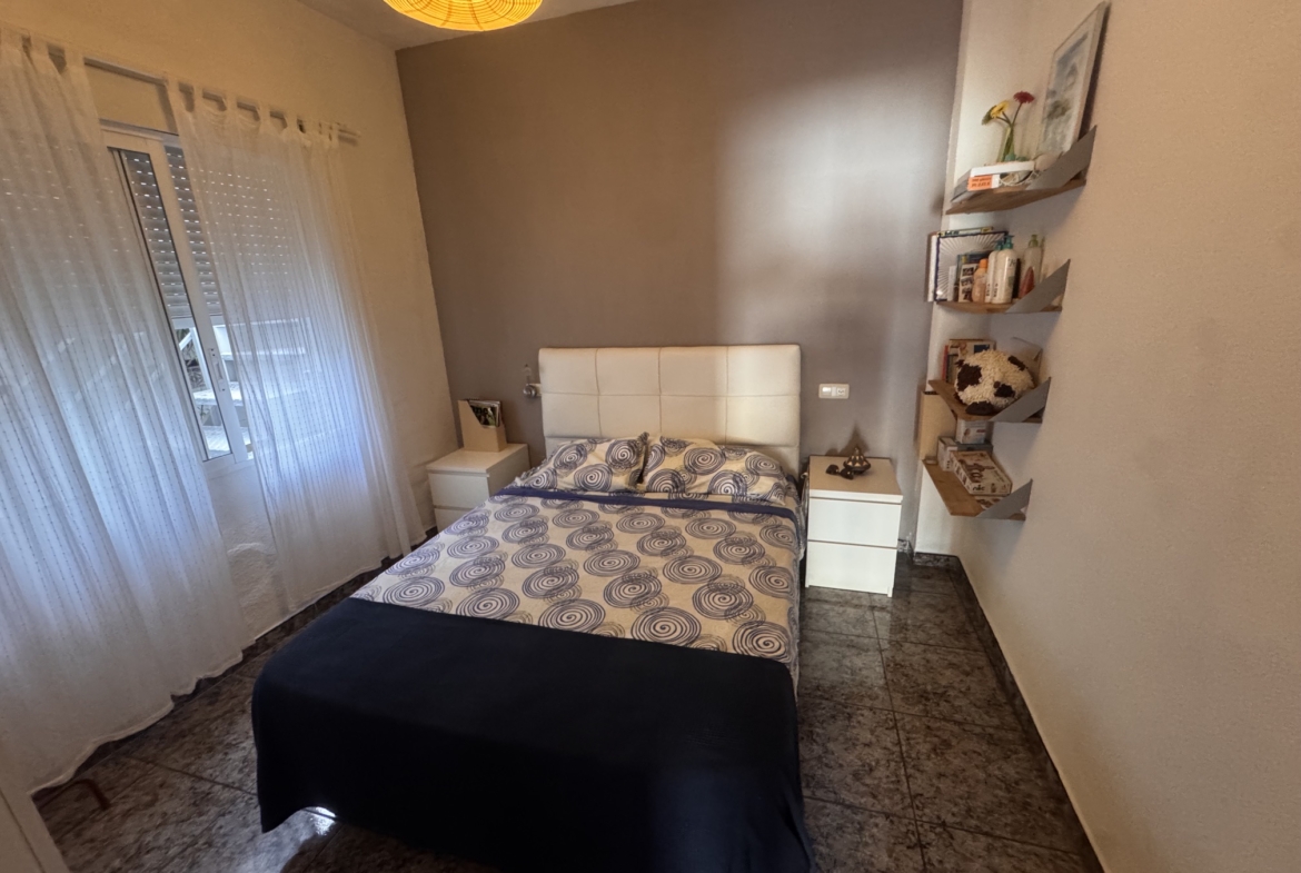 4 Bedroom * 2 Bathroom One level House For Sale * Central San Pedro * Very Desirable area * Private Garage * Large Terrace & Solarium * €217,995 *