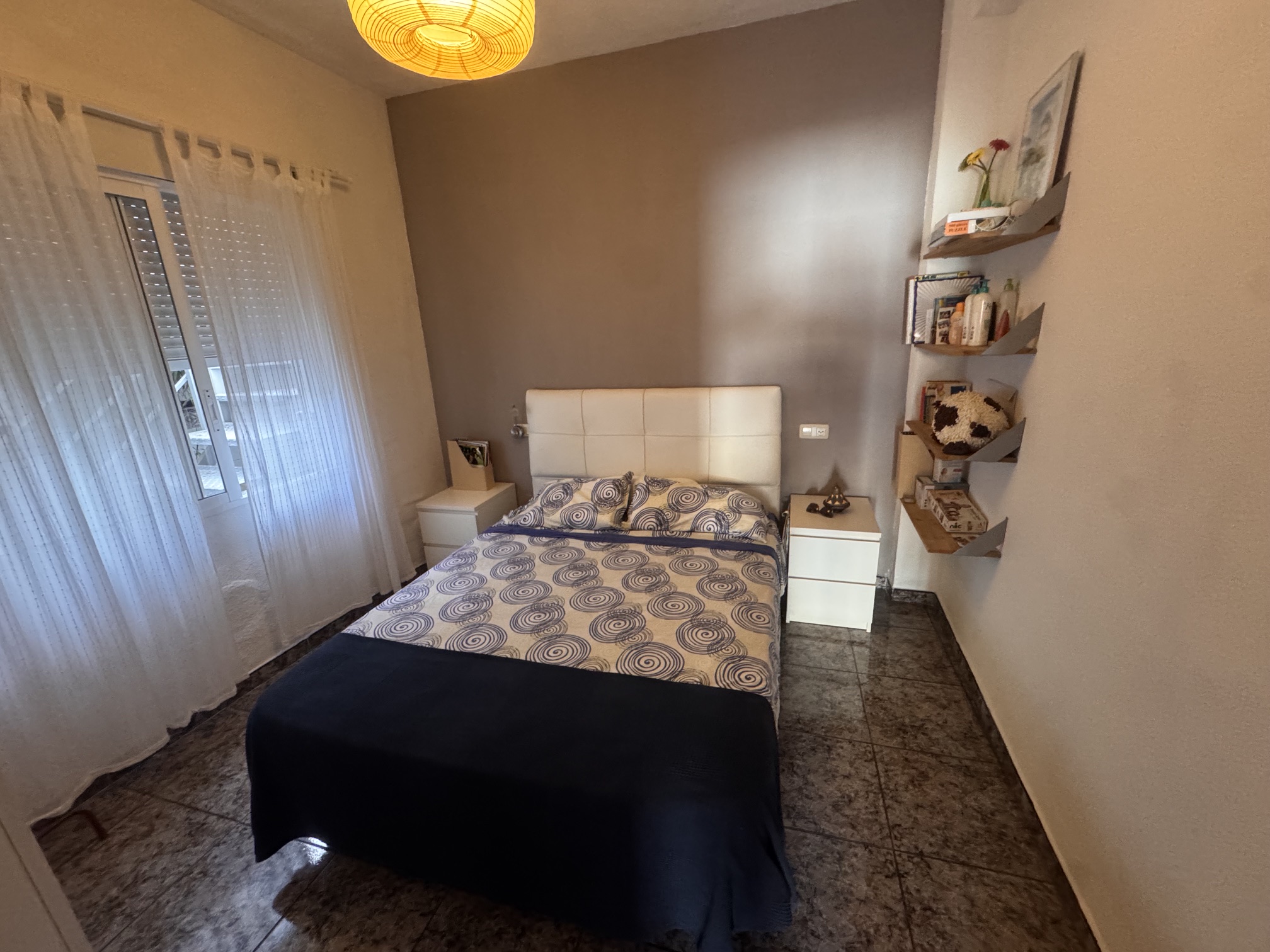 4 Bedroom * 2 Bathroom One level House For Sale * Central San Pedro * Very Desirable area * Private Garage * Large Terrace & Solarium * €217,995 *