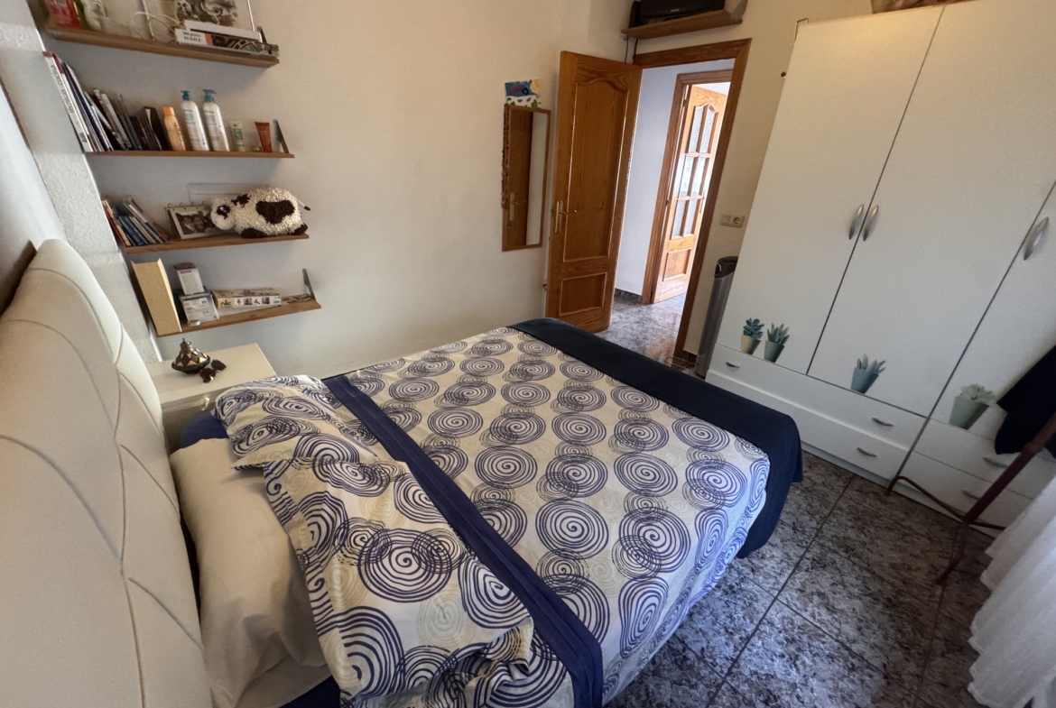 4 Bedroom * 2 Bathroom One level House For Sale * Central San Pedro * Very Desirable area * Private Garage * Large Terrace & Solarium * €217,995 *
