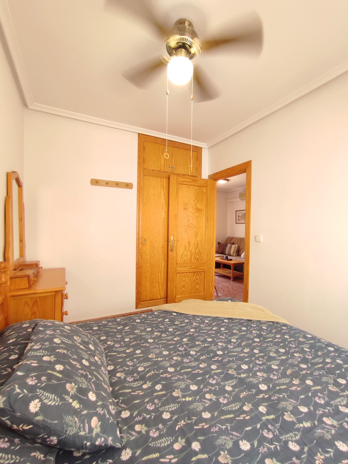 2 Bedroom / 1 Bathroom Apartment *2nd floor with lift and balcony * Only 250 meters from the local beach * €136,995 * Lo Pagan *