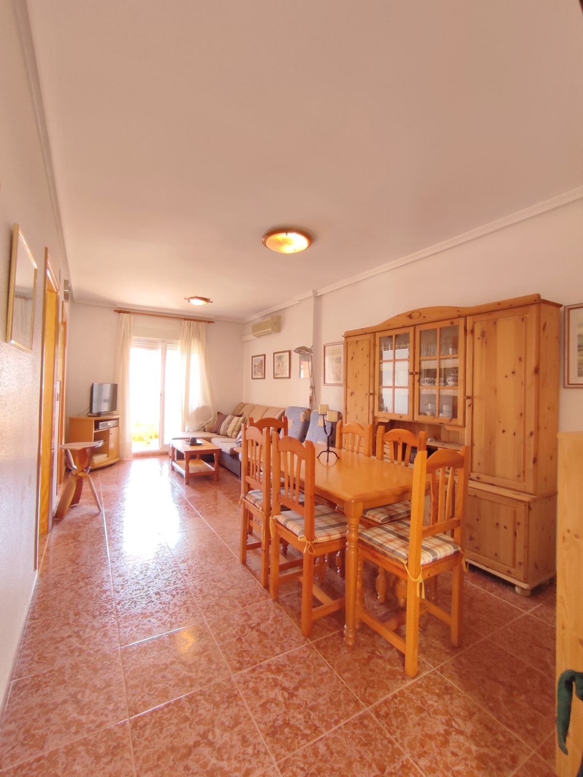 2 Bedroom / 1 Bathroom Apartment *2nd floor with lift and balcony * Only 250 meters from the local beach * €136,995 * Lo Pagan *