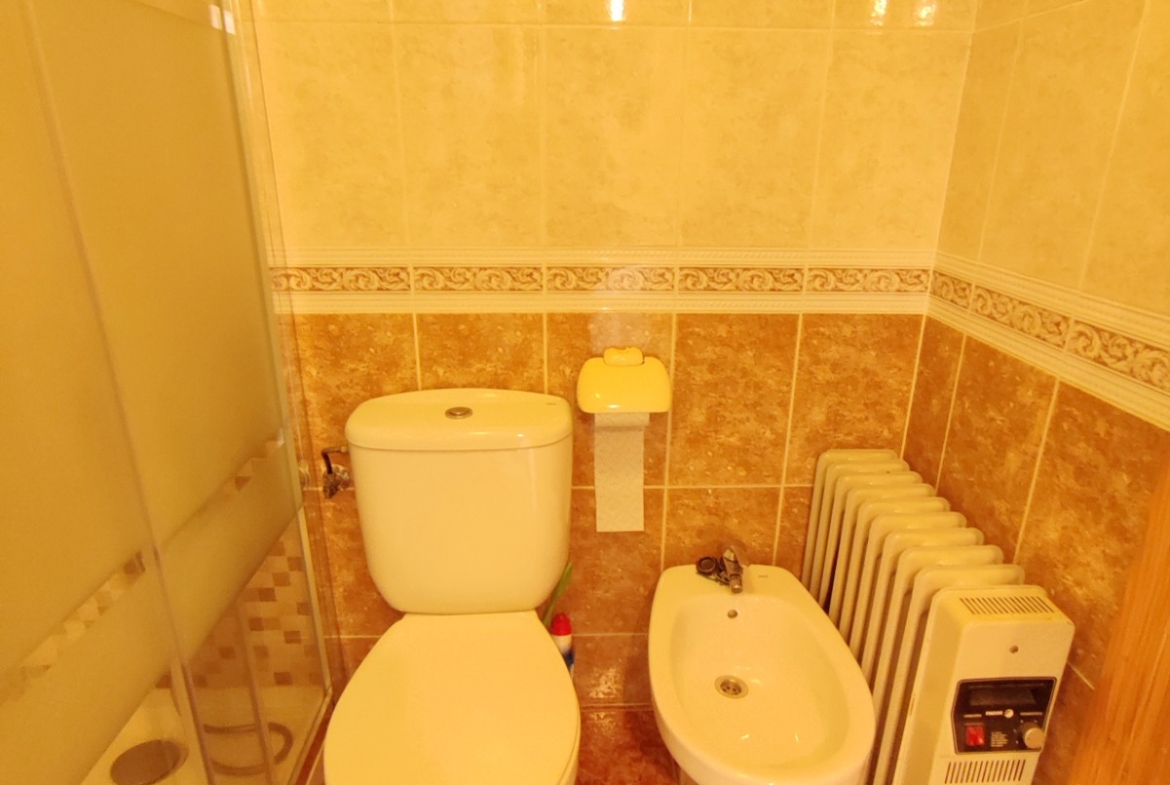 2 Bedroom / 1 Bathroom Apartment *2nd floor with lift and balcony * Only 250 meters from the local beach * €136,995 * Lo Pagan *