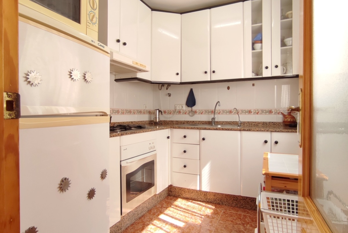 2 Bedroom / 1 Bathroom Apartment *2nd floor with lift and balcony * Only 250 meters from the local beach * €136,995 * Lo Pagan *