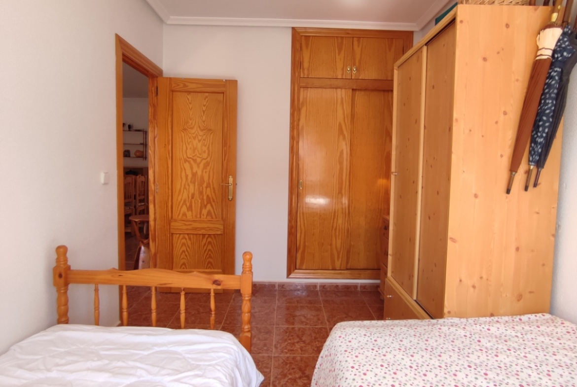 2 Bedroom / 1 Bathroom Apartment *2nd floor with lift and balcony * Only 250 meters from the local beach * €136,995 * Lo Pagan *