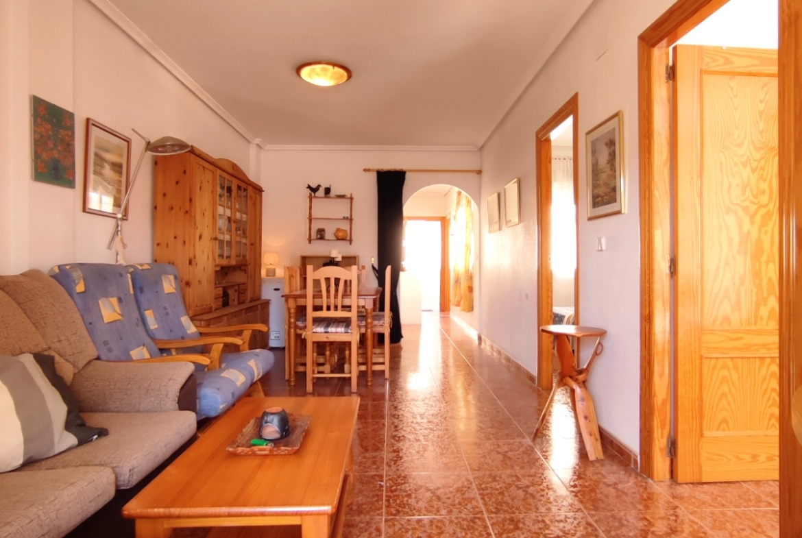 2 Bedroom / 1 Bathroom Apartment *2nd floor with lift and balcony * Only 250 meters from the local beach * €136,995 * Lo Pagan *