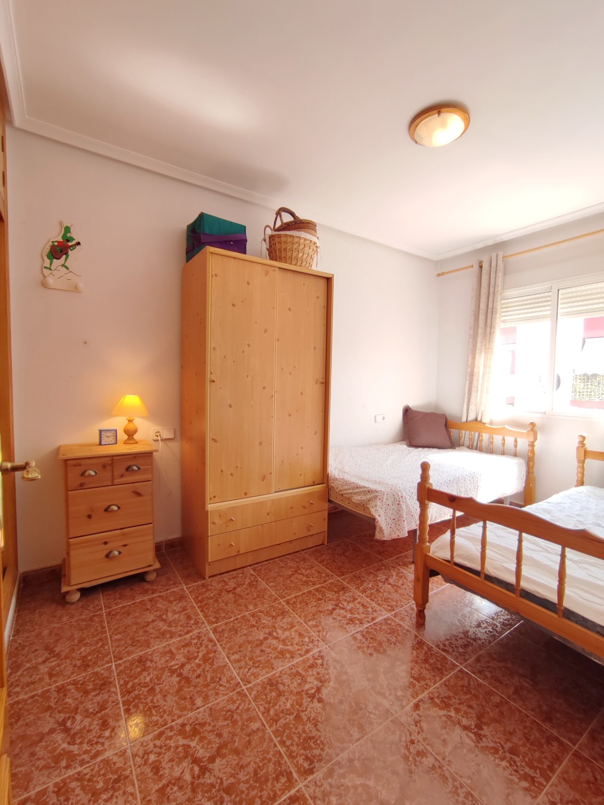 2 Bedroom / 1 Bathroom Apartment *2nd floor with lift and balcony * Only 250 meters from the local beach * €136,995 * Lo Pagan *