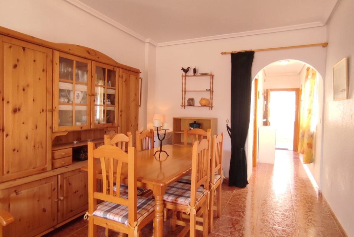 2 Bedroom / 1 Bathroom Apartment *2nd floor with lift and balcony * Only 250 meters from the local beach * €136,995 * Lo Pagan *