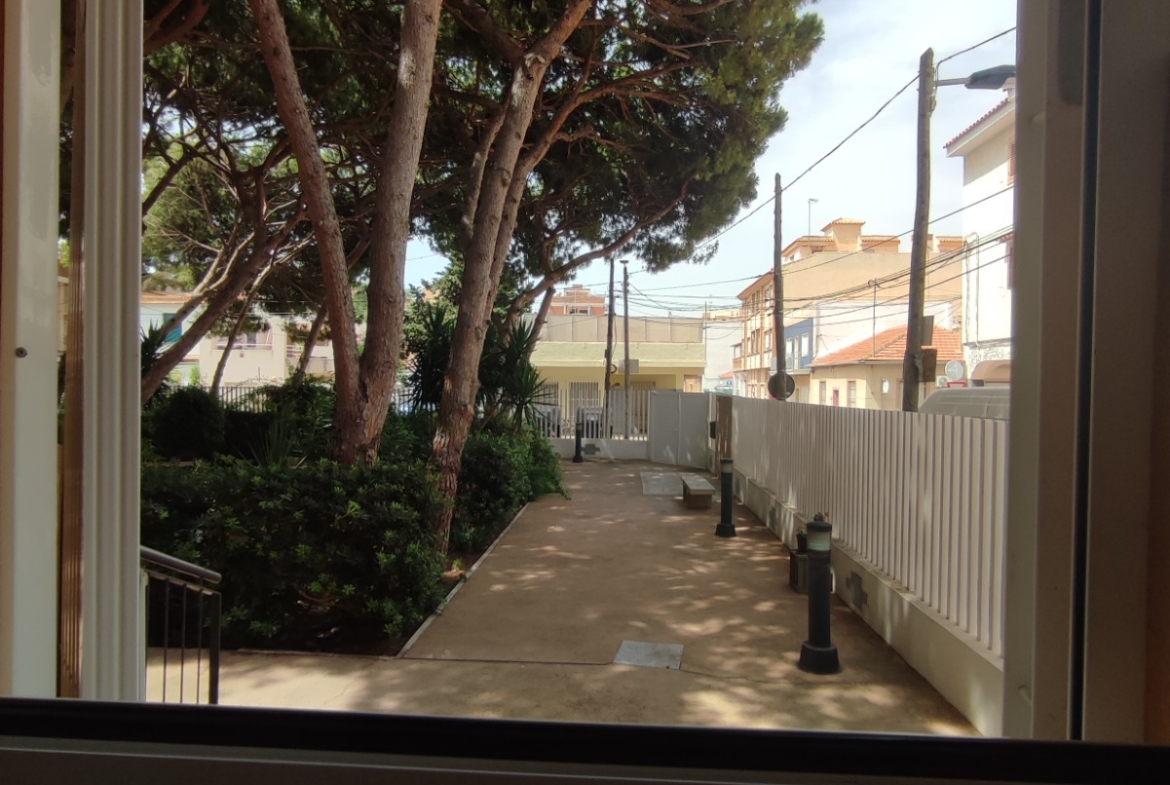 1 Bedroom / 1 Bathroom Apartment * Ground Floor * Lo Pagan * 150 meters from the Beach * €101,995 *