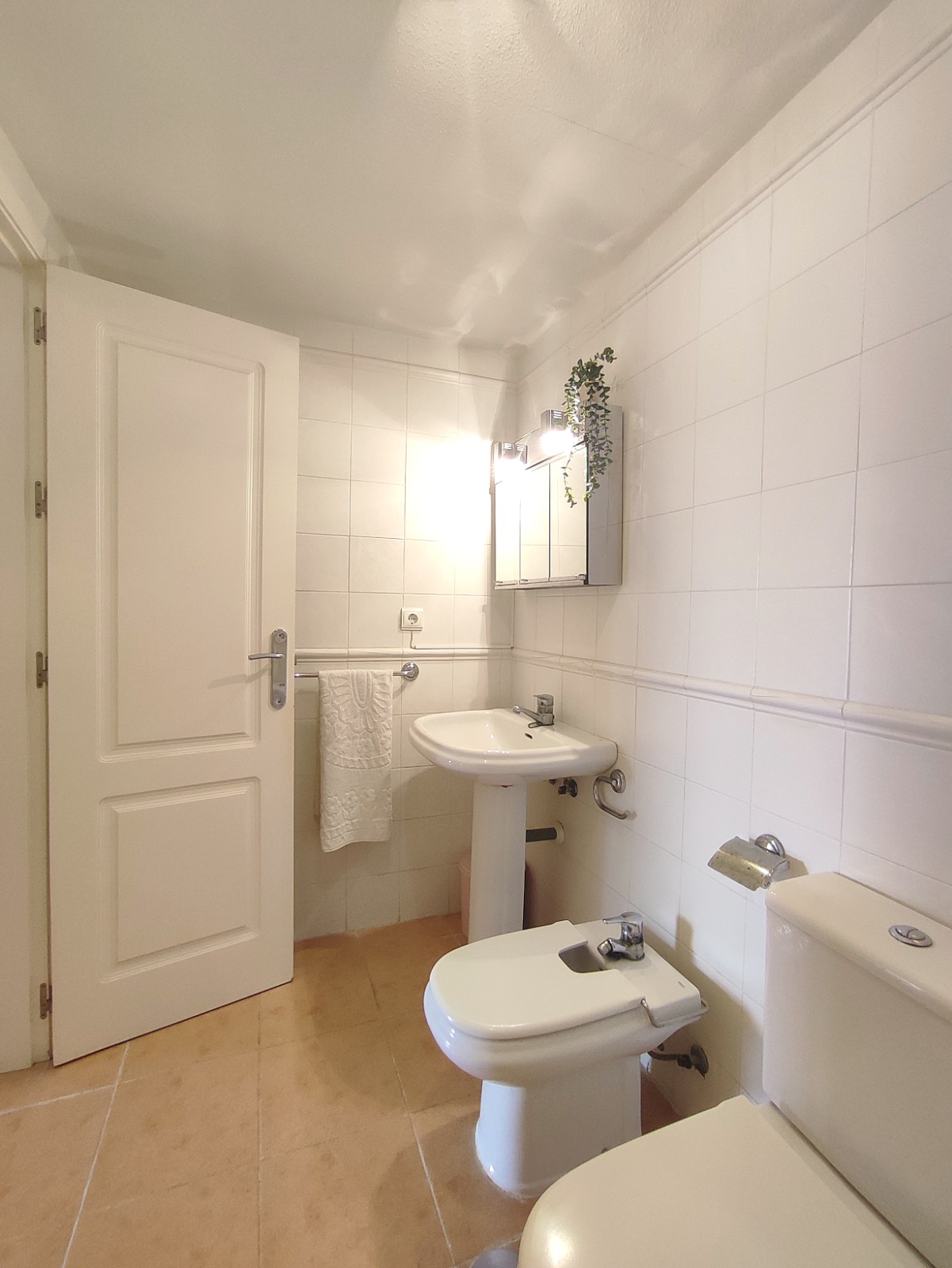 1 Bedroom / 1 Bathroom Apartment * Ground Floor * Lo Pagan * 150 meters from the Beach * €101,995 *