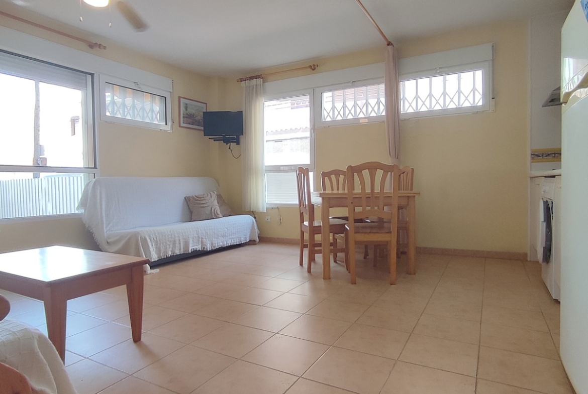1 Bedroom / 1 Bathroom Apartment * Ground Floor * Lo Pagan * 150 meters from the Beach * €101,995 *