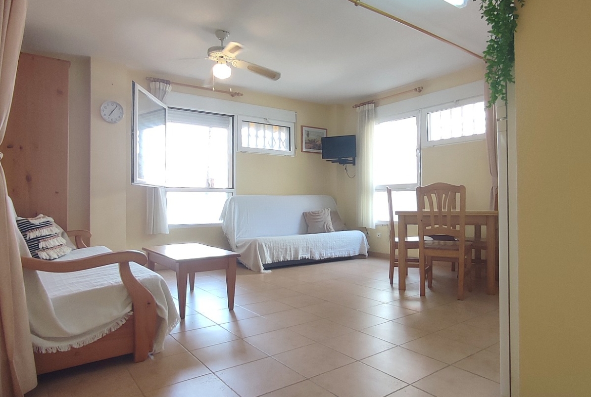 1 Bedroom / 1 Bathroom Apartment * Ground Floor * Lo Pagan * 150 meters from the Beach * €101,995 *