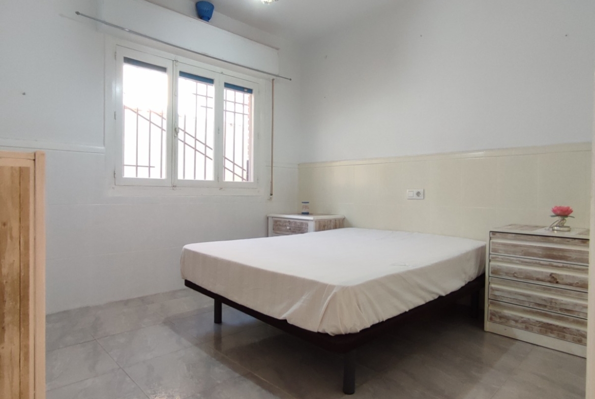 Semi Detached Ground Floor Bungalow * Lo Pagan * 700 meters from the Beach * Excellent Condition * Residential Location * 3 Bedrooms / 1 Bathroom only €119,500*