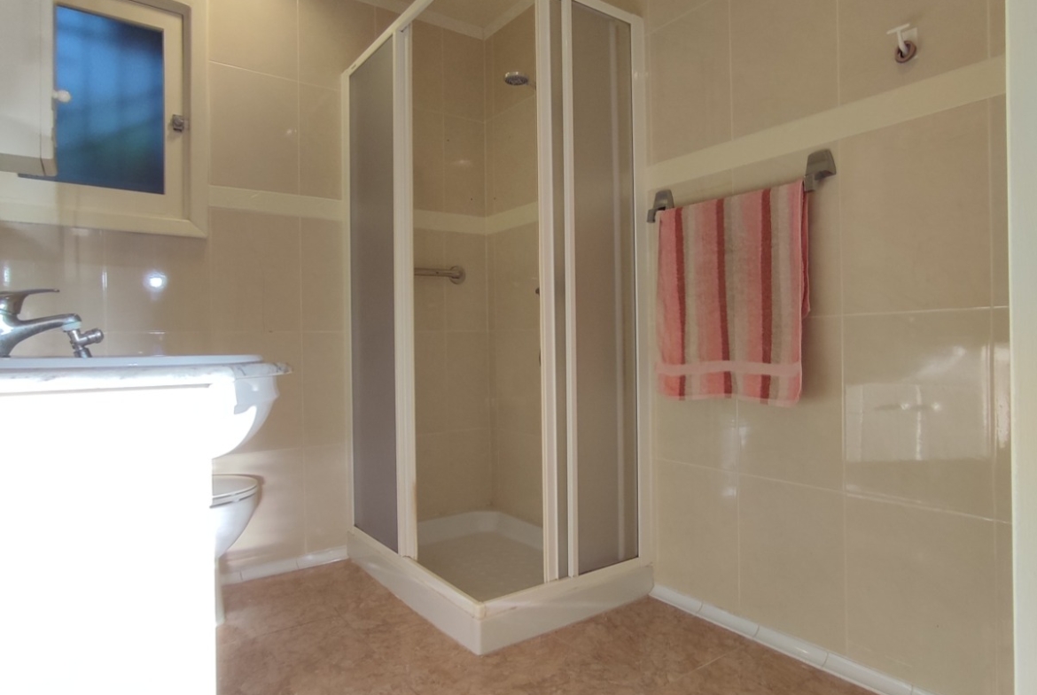 Semi Detached Ground Floor Bungalow * Lo Pagan * 700 meters from the Beach * Excellent Condition * Residential Location * 3 Bedrooms / 1 Bathroom only €119,500*