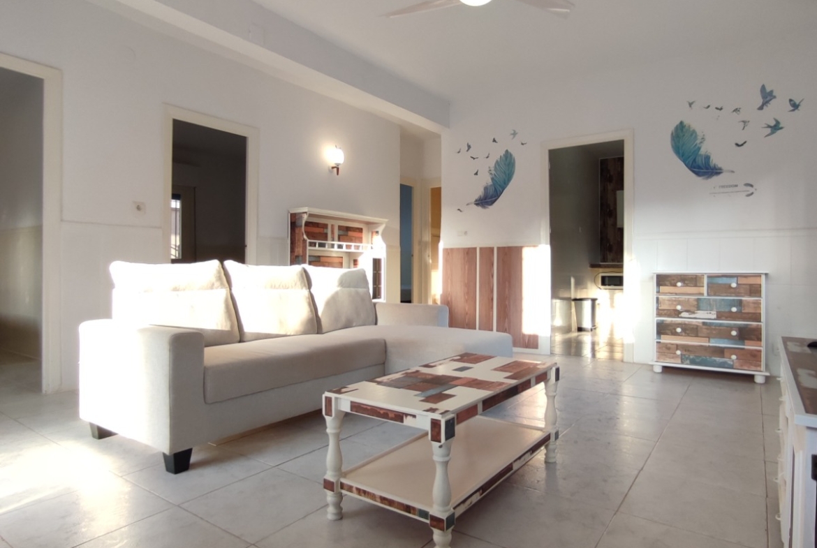 Semi Detached Ground Floor Bungalow * Lo Pagan * 700 meters from the Beach * Excellent Condition * Residential Location * 3 Bedrooms / 1 Bathroom only €119,500*